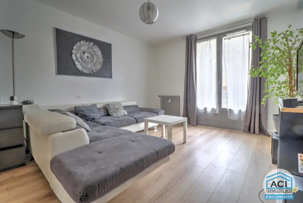 Appartement T4 lumineux avec balcon à vendre à Vienne 