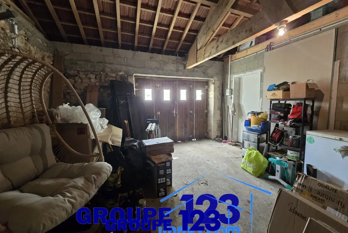 Maison authentique à vendre à Courson les carrières 