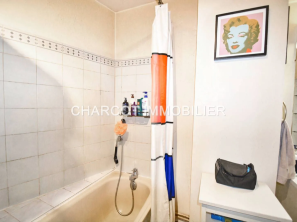 T2 en Rez-de-Jardin à Lyon 5ème - Vendu Loué avec Cave et Garage 