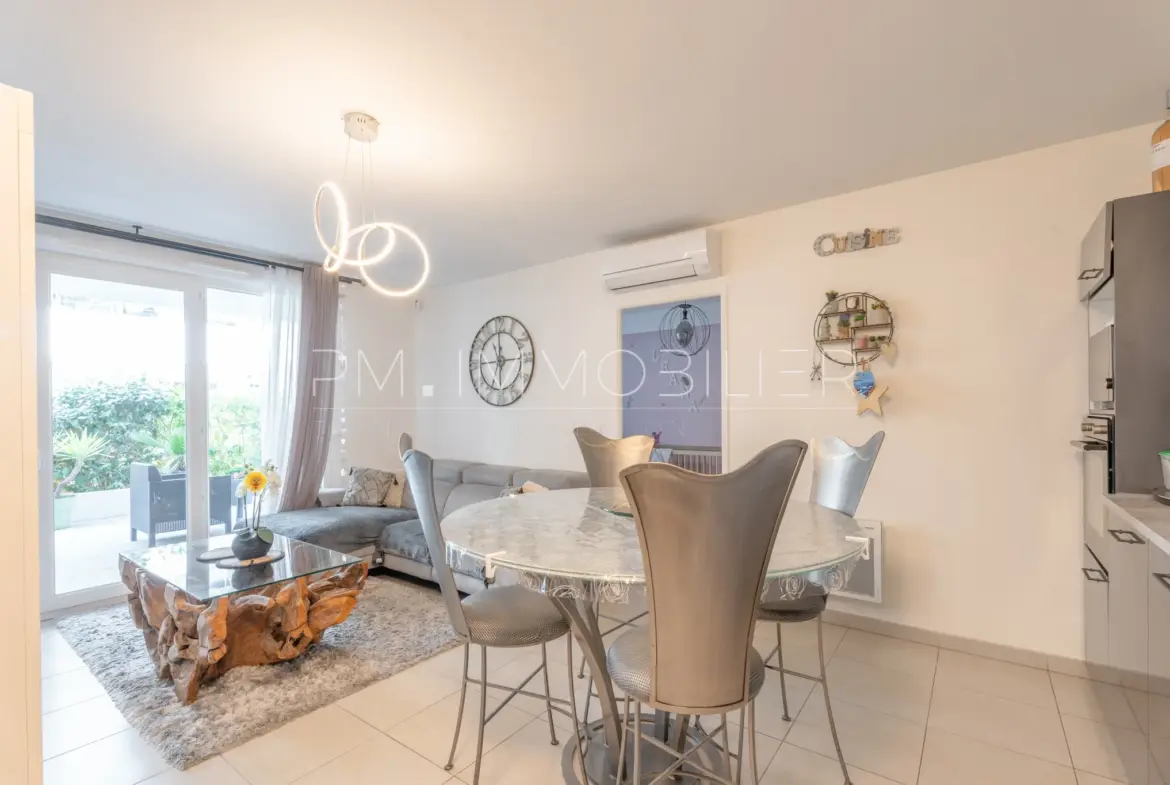 Vente Appartement T3 Contemporain avec Terrasse à Marseille 