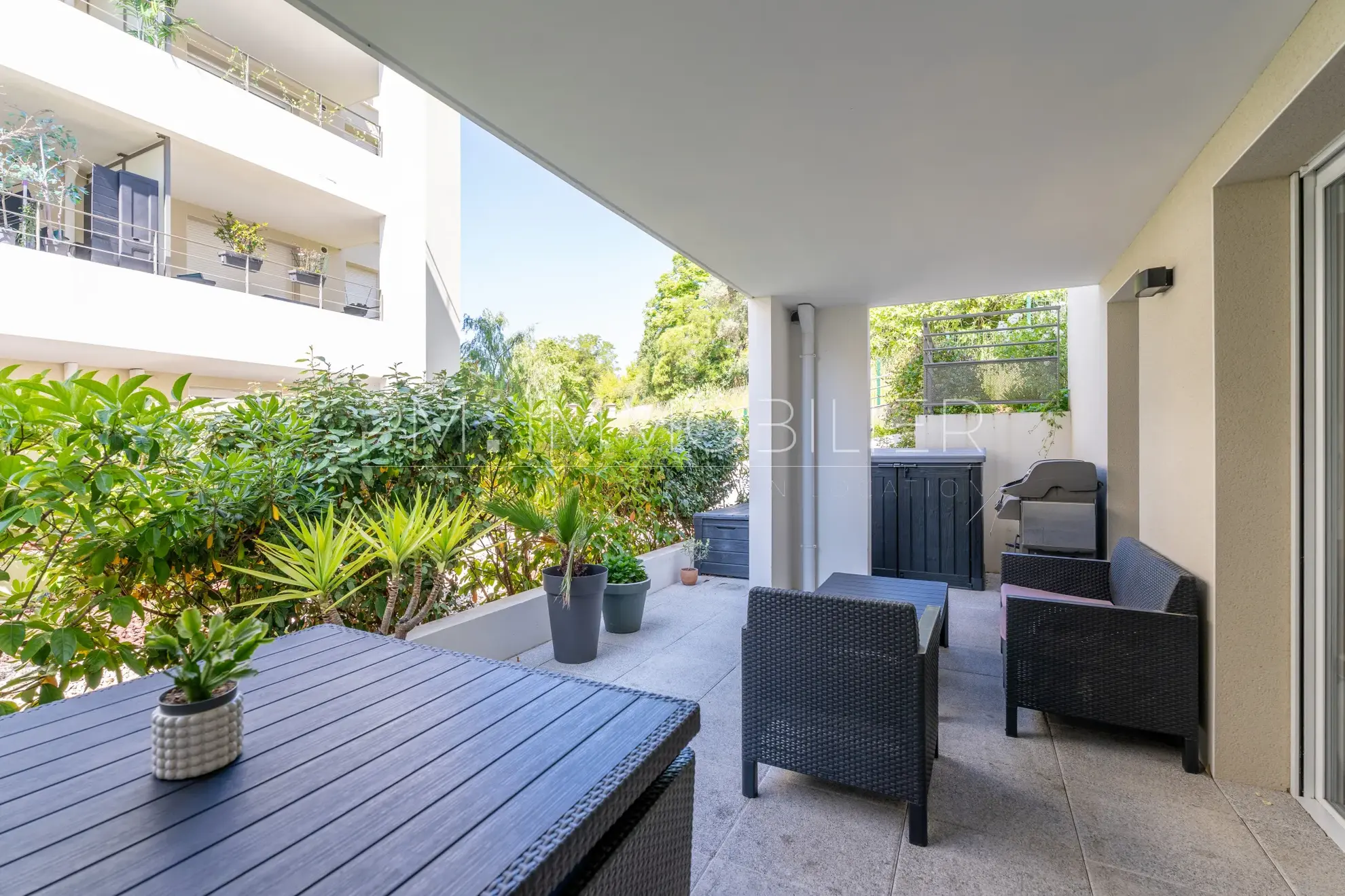 Vente Appartement T3 Contemporain avec Terrasse à Marseille 
