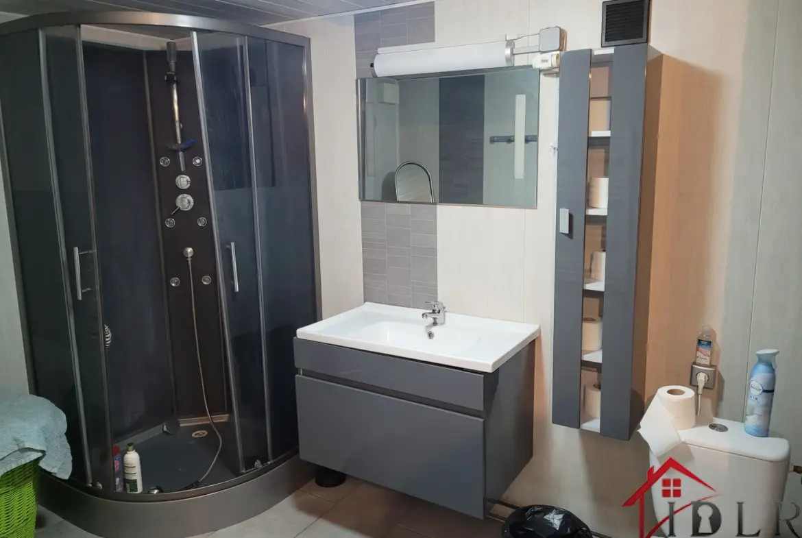 Maison familiale sur sous-sol à Voillecomte - 4 chambres 
