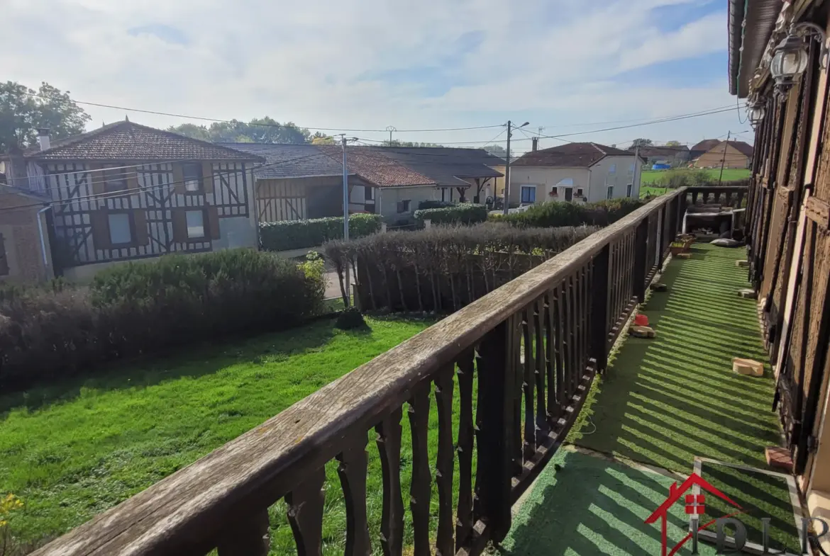 Maison familiale sur sous-sol à Voillecomte - 4 chambres 
