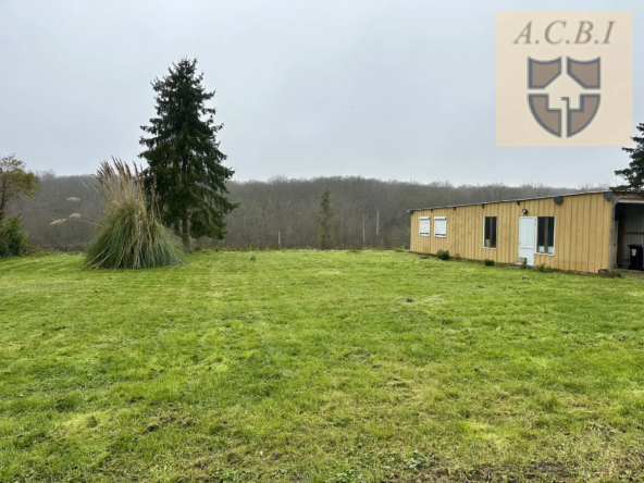 Maison de Village à Oucques à 5 Minutes des Commodités 