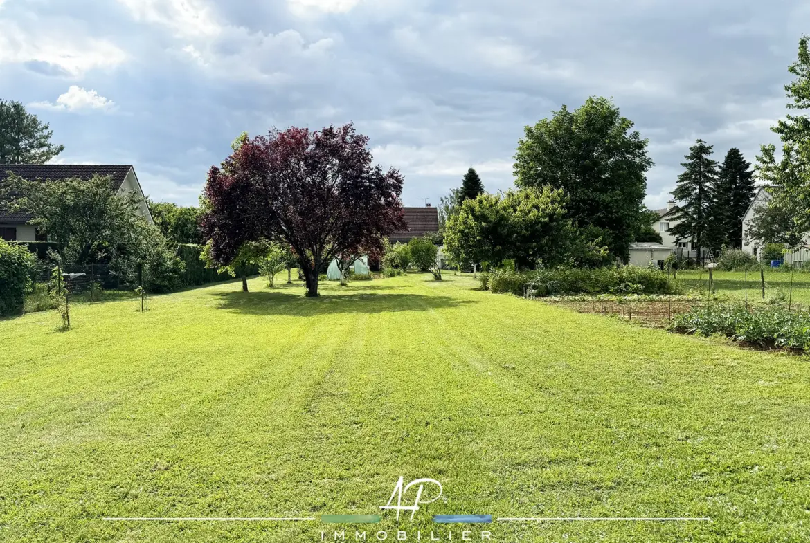 Terrain à bâtir non viabilisé de 860m2 à Arceau 