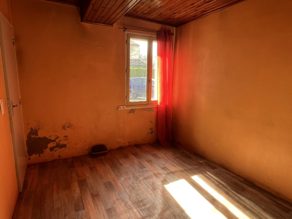 Maison à rénover à Sauternes - 57 m² avec potentiel d'agrandissement 