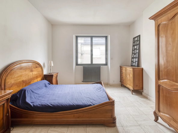 Vente d'une Spacieuse Maison Familiale au Coeur du Quartier Lafayette 