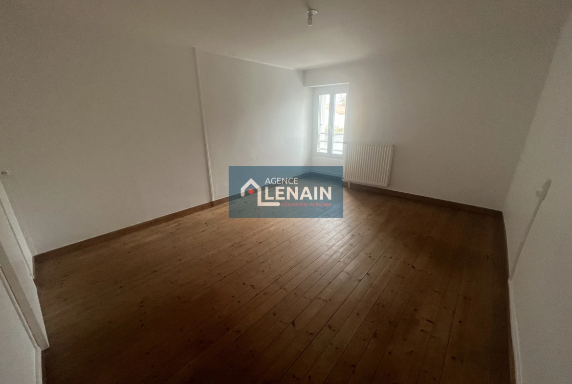 Maison Rénovée au Cœur du Village à Tallud Ste Gemme 
