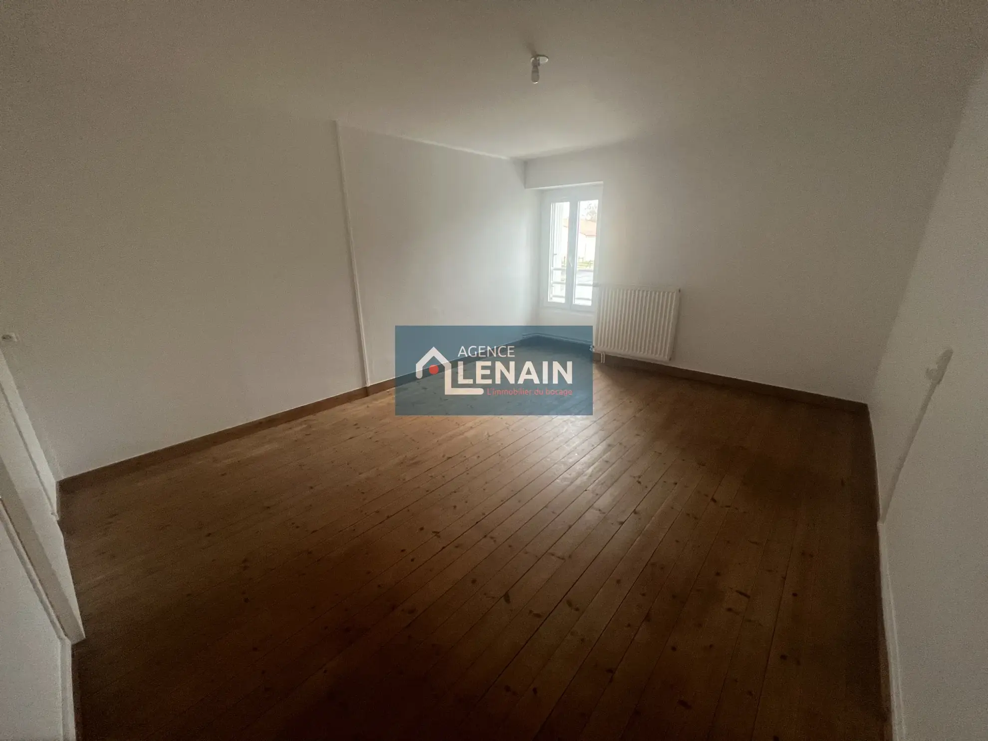Maison Rénovée au Cœur du Village à Tallud Ste Gemme 