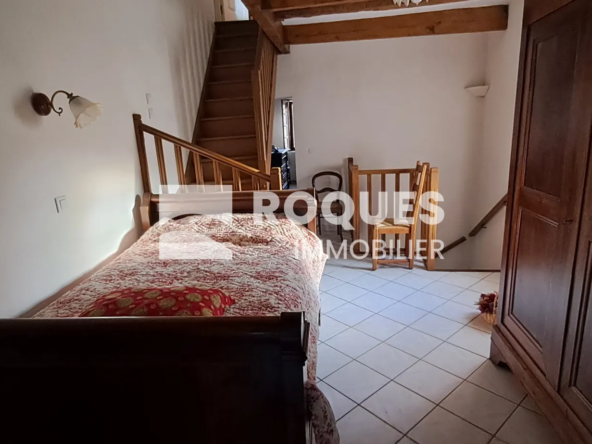 Maison de village avec jardin à St Etienne de Gourgas 