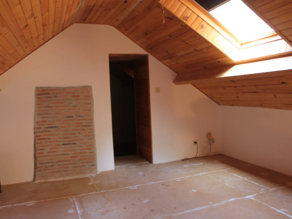 Maison à vendre à Saint-Saturnin avec 1709 m² de terrain 