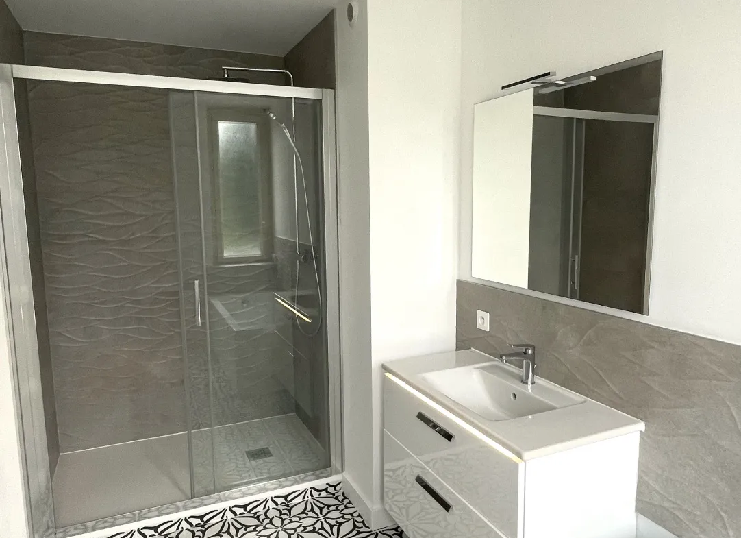 Maison ancienne à vendre à Longuenée-en-Anjou, 5 chambres, terrain de 370 m2 