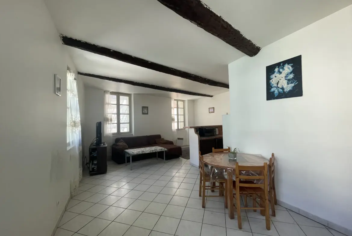 Appartement 2 pièces de 52 m² à Toulon - Saint Louis 