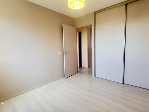 Appartement F3 avec balcon et garage à Beaumont - 63110 