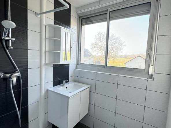 Grandvillars - Appartement T3 à rénover - ID VB3625 