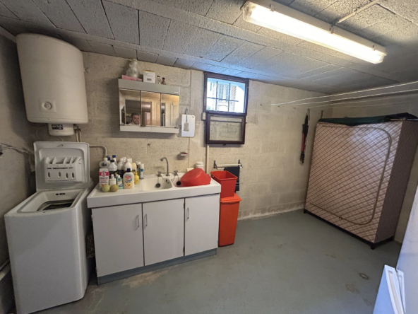 À vendre : Pavillon de plain-pied à Etampes, 3 chambres, sous-sol total 