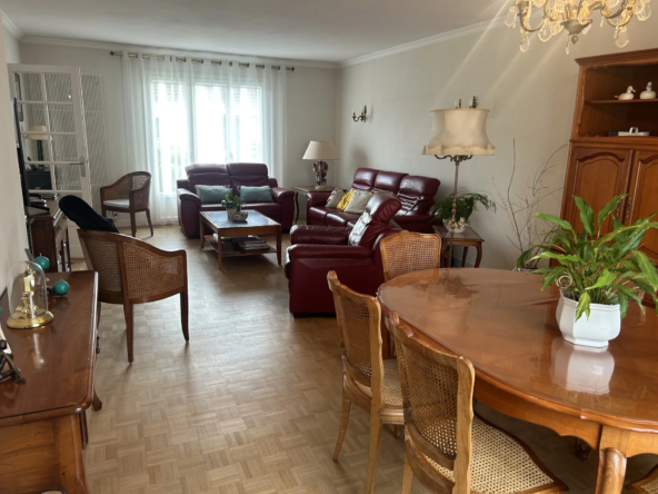 À vendre : Pavillon de plain-pied à Etampes, 3 chambres, sous-sol total 