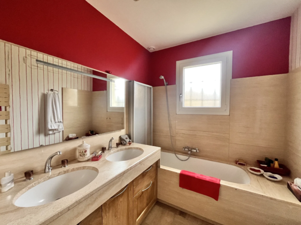 À vendre : Pavillon de plain-pied à Etampes, 3 chambres, sous-sol total 