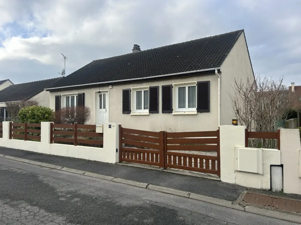 À vendre : Pavillon de plain-pied à Etampes, 3 chambres, sous-sol total