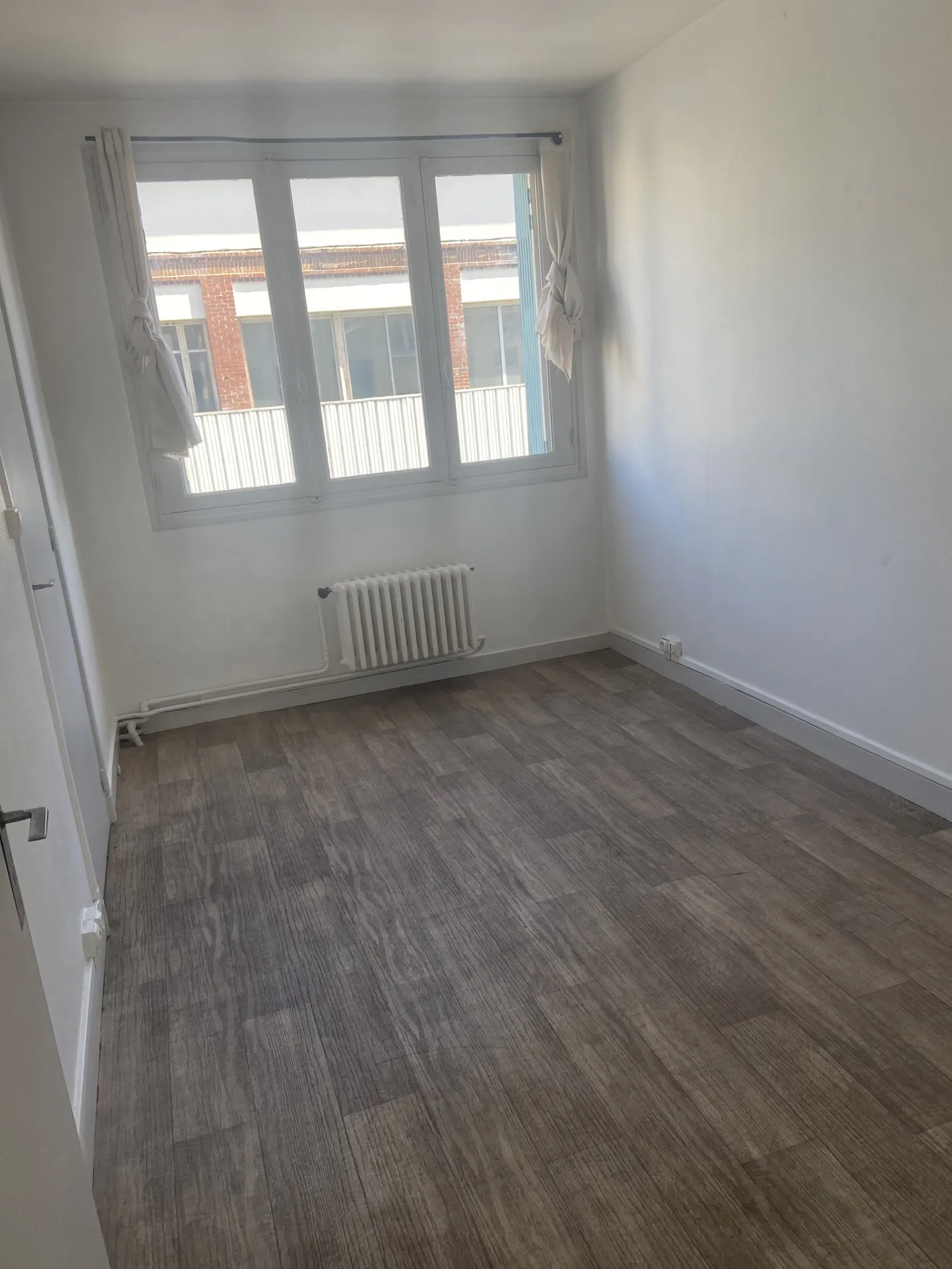 Appartement 2 chambres à vendre à Vierzon, idéalement situé proche du centre-ville 