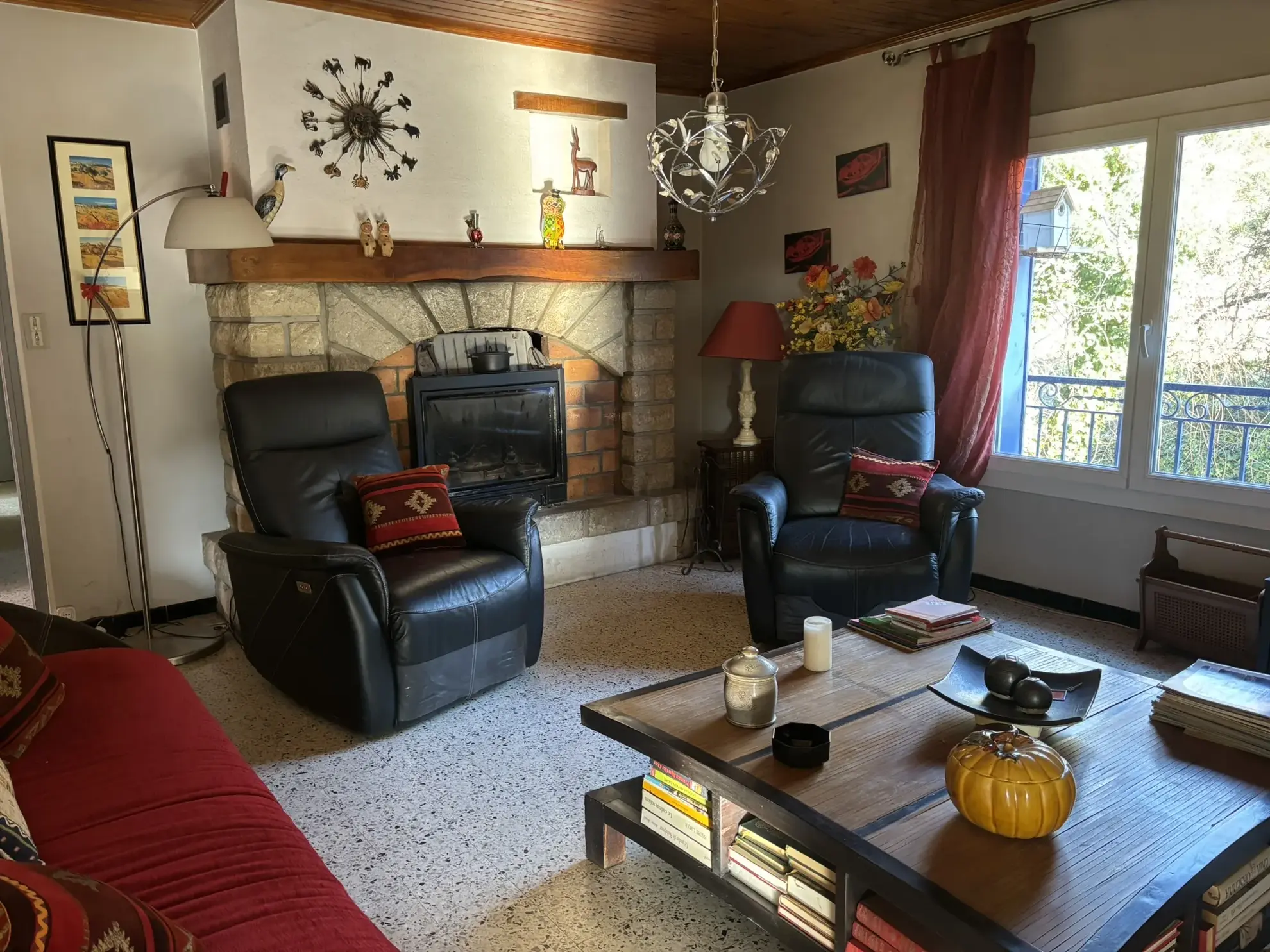 Maison en campagne avec nombreuses dépendances à Mollans-sur-Ouvèze 
