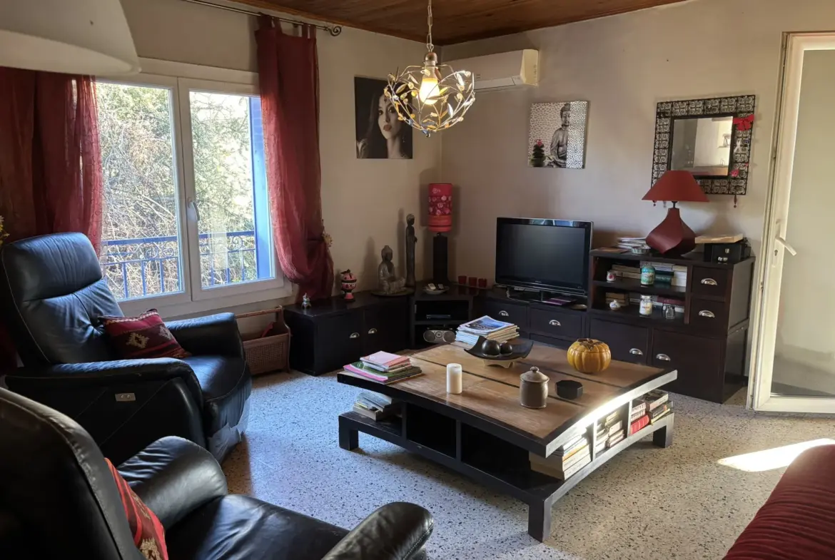 Maison en campagne avec nombreuses dépendances à Mollans-sur-Ouvèze 
