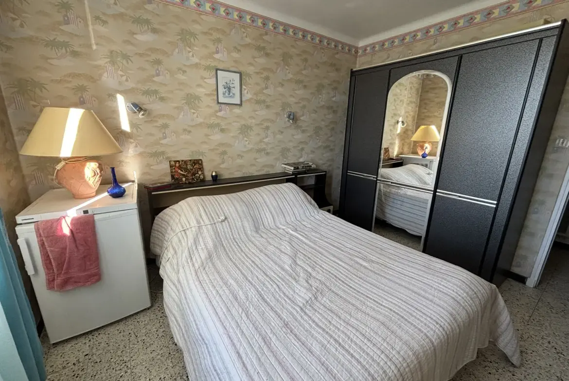 Maison en campagne avec nombreuses dépendances à Mollans-sur-Ouvèze 