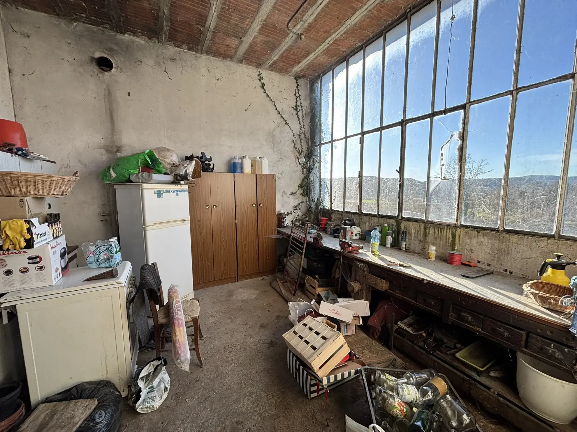 Maison en campagne avec nombreuses dépendances à Mollans-sur-Ouvèze 