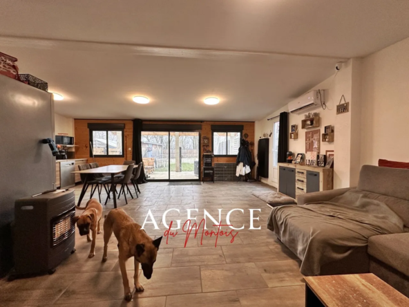 Chalet Restauré à Donnemarie Dontilly avec Jardin Privé 