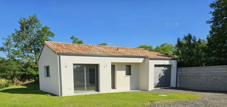 Maison neuve de 88 m² sur un terrain de 505 m² conforme PMR à St Julien des Landes 