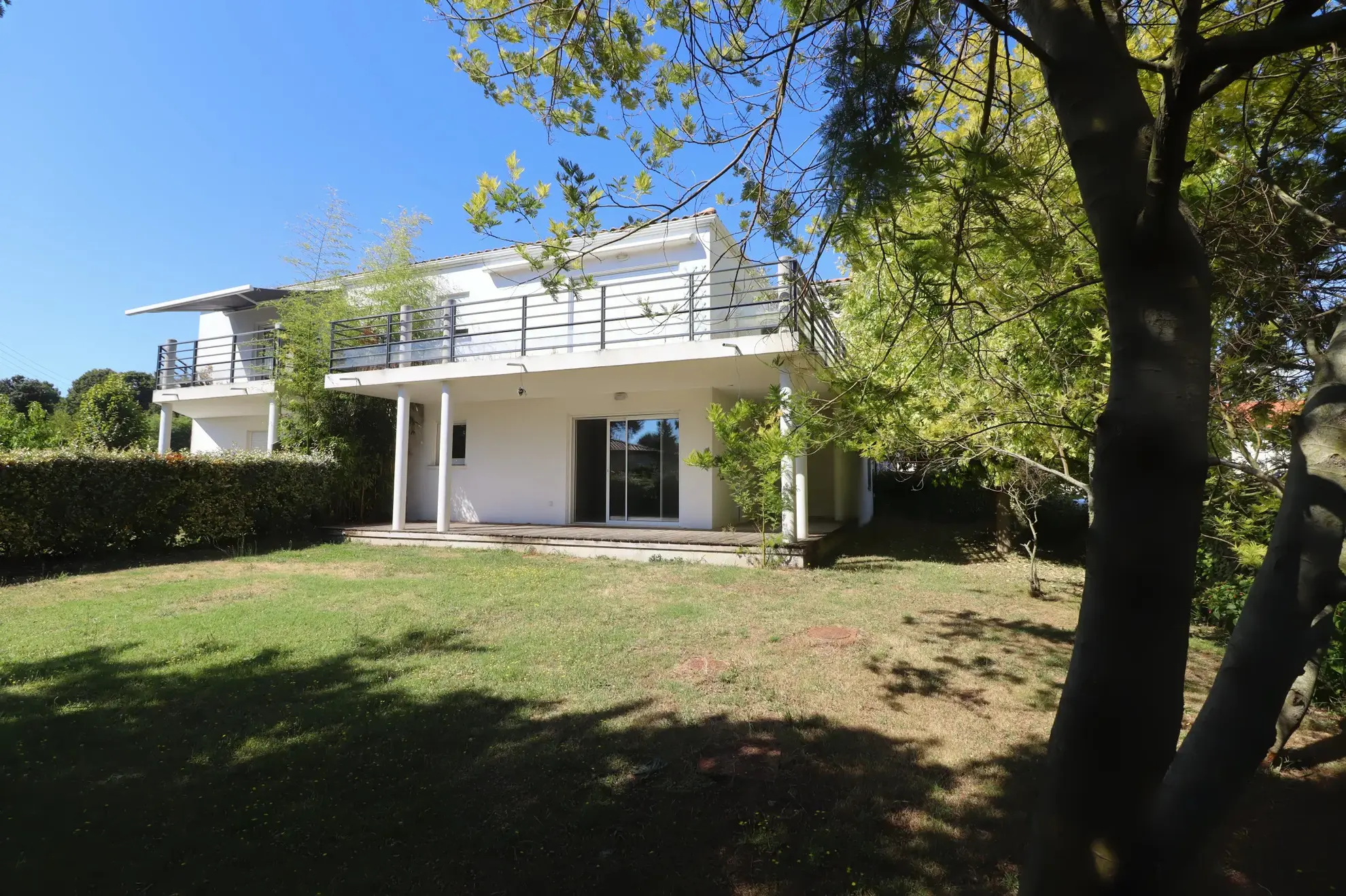 Appartement à vendre à Meschers-sur-Gironde avec 2 chambres et jardin 