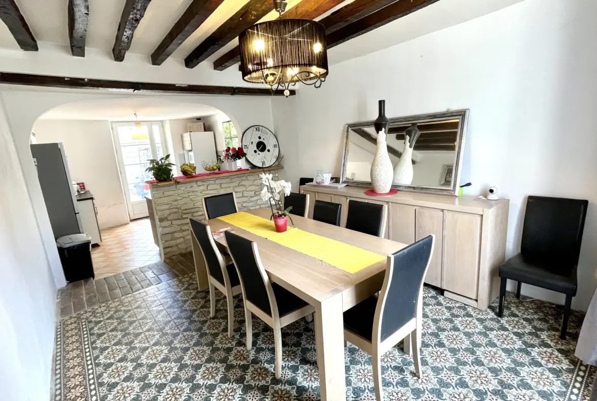 Maison de Ville à Vendre à Nanteuil-lès-Meaux - 187 m² avec Jardin 