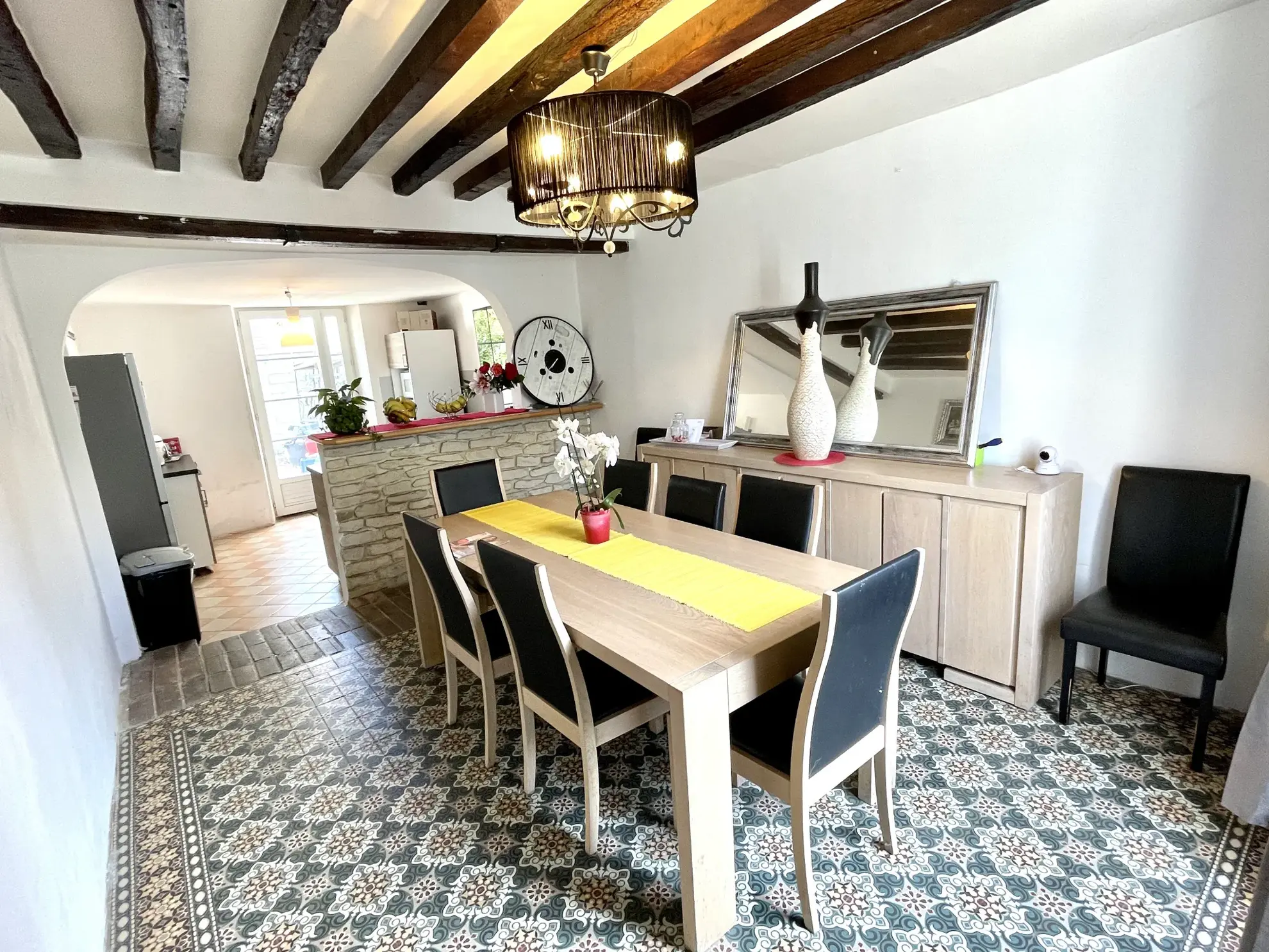 Maison de Ville à Vendre à Nanteuil-lès-Meaux - 187 m² avec Jardin 