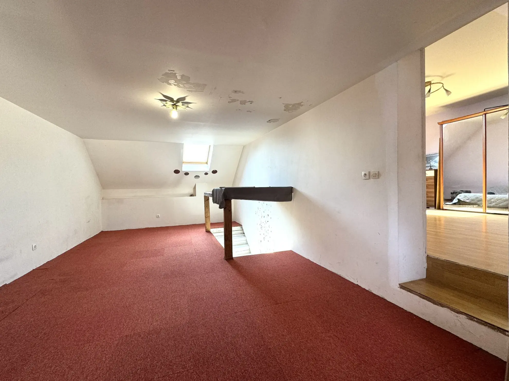 Maison de Ville à Vendre à Nanteuil-lès-Meaux - 187 m² avec Jardin 
