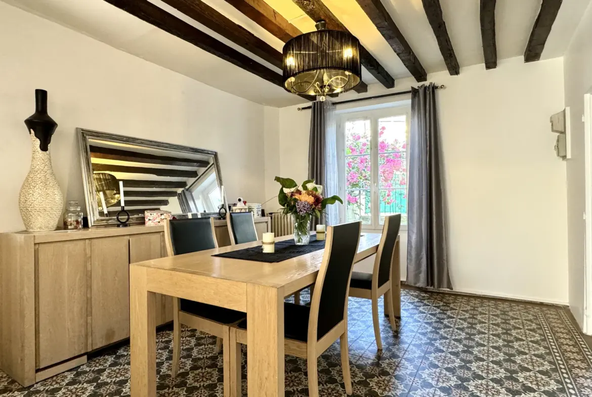 Maison de Ville à Vendre à Nanteuil-lès-Meaux - 187 m² avec Jardin 