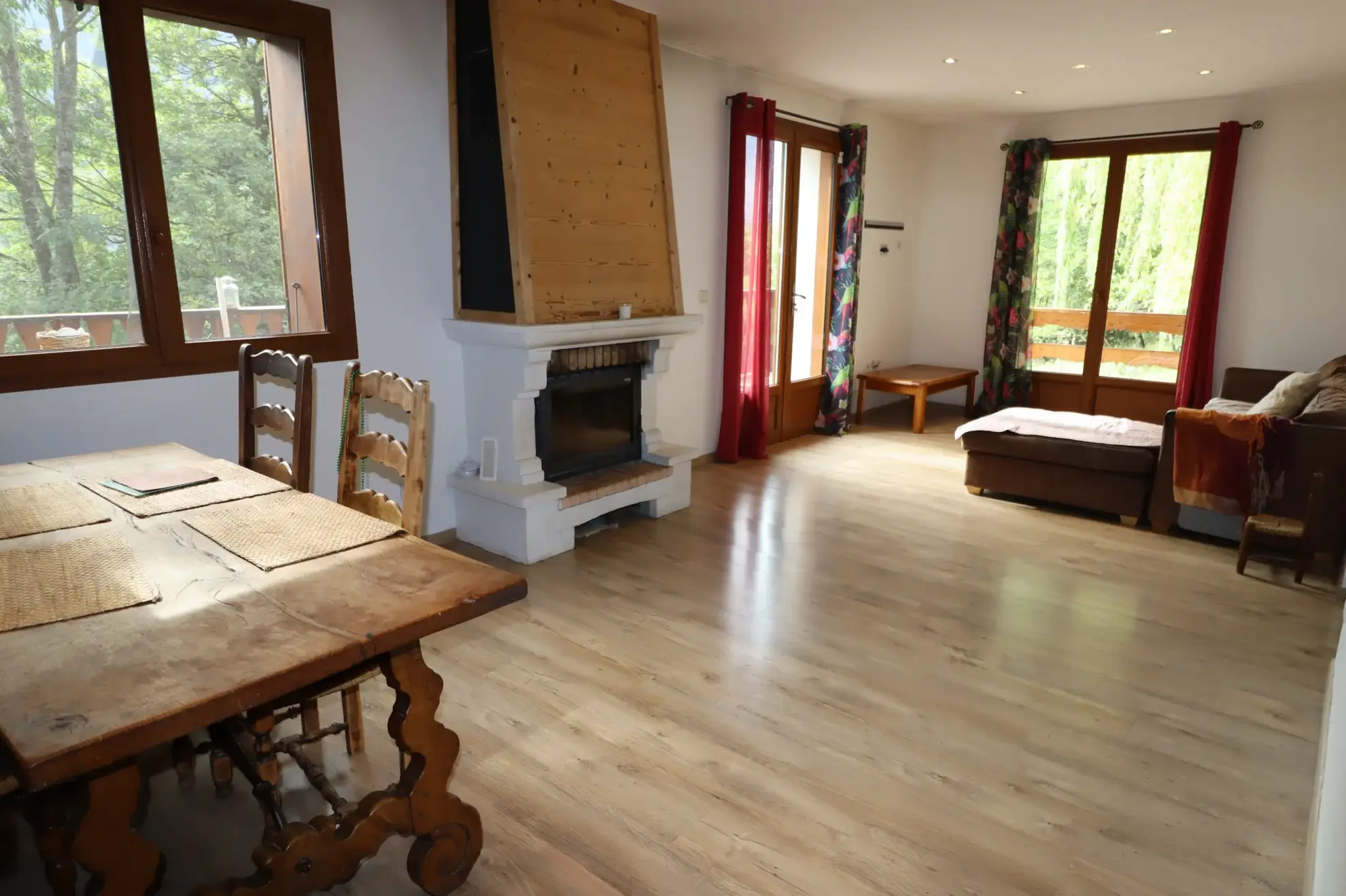 Maison spacieuse avec jardin à Beauvezer, près des montagnes 