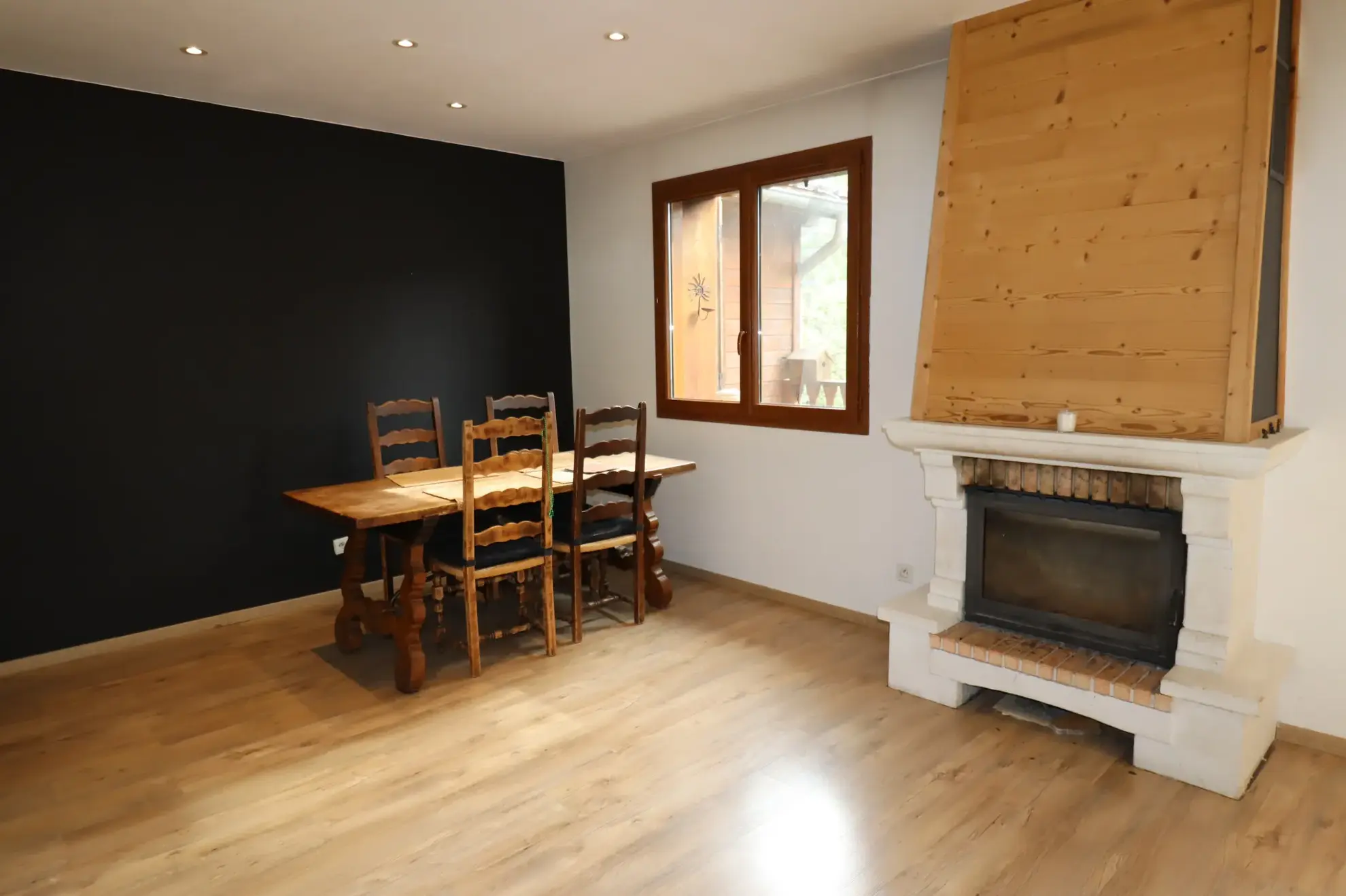 Maison spacieuse avec jardin à Beauvezer, près des montagnes 