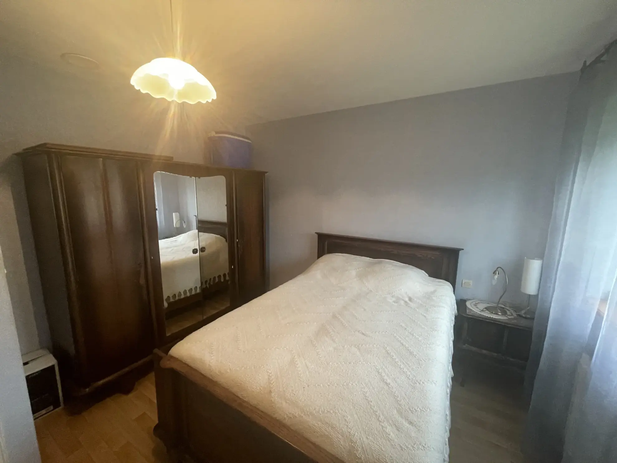 À vendre : Maison de 137 m² à Noyant avec grandes dépendances 