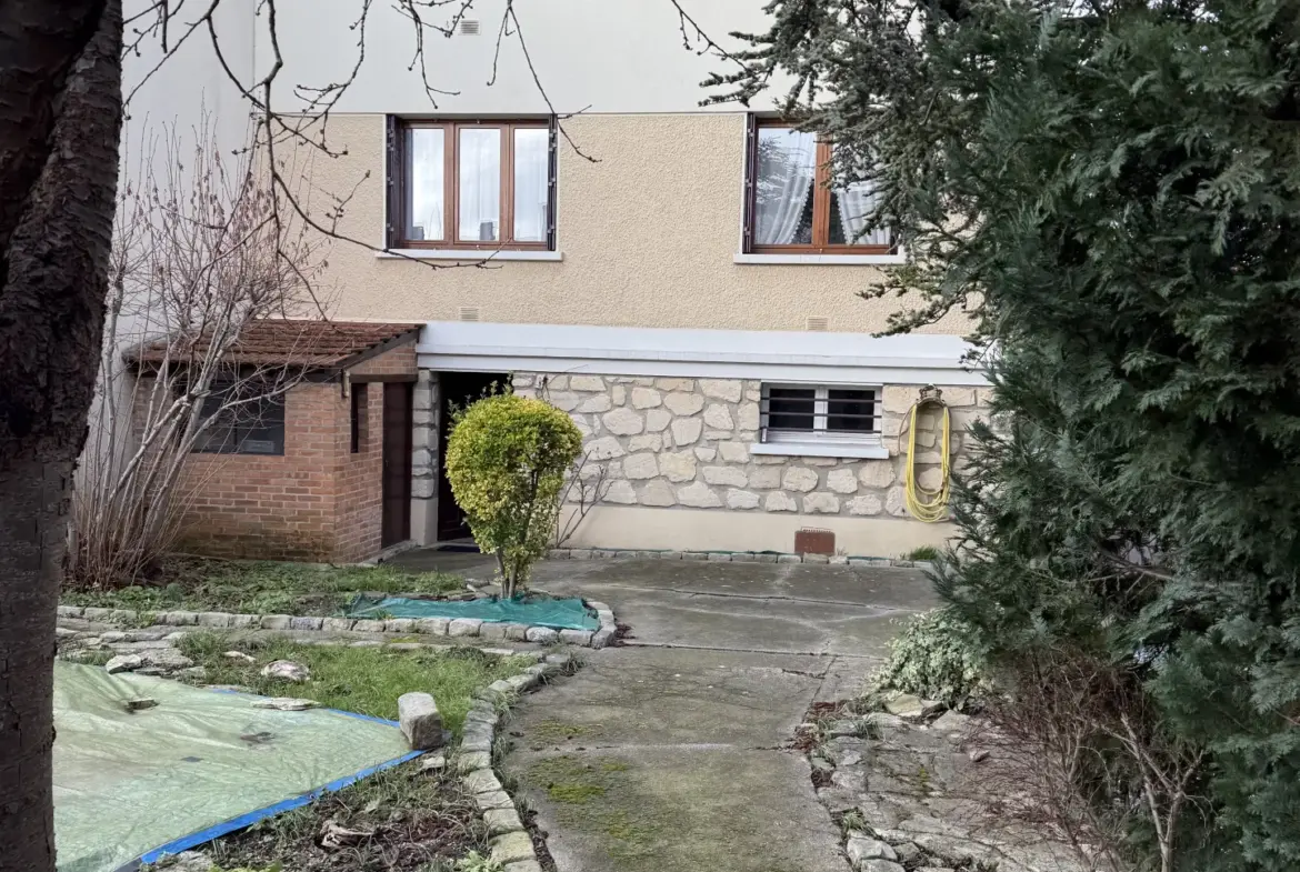 Pavillon Familial à Vendre à Villepinte - 75 m² 