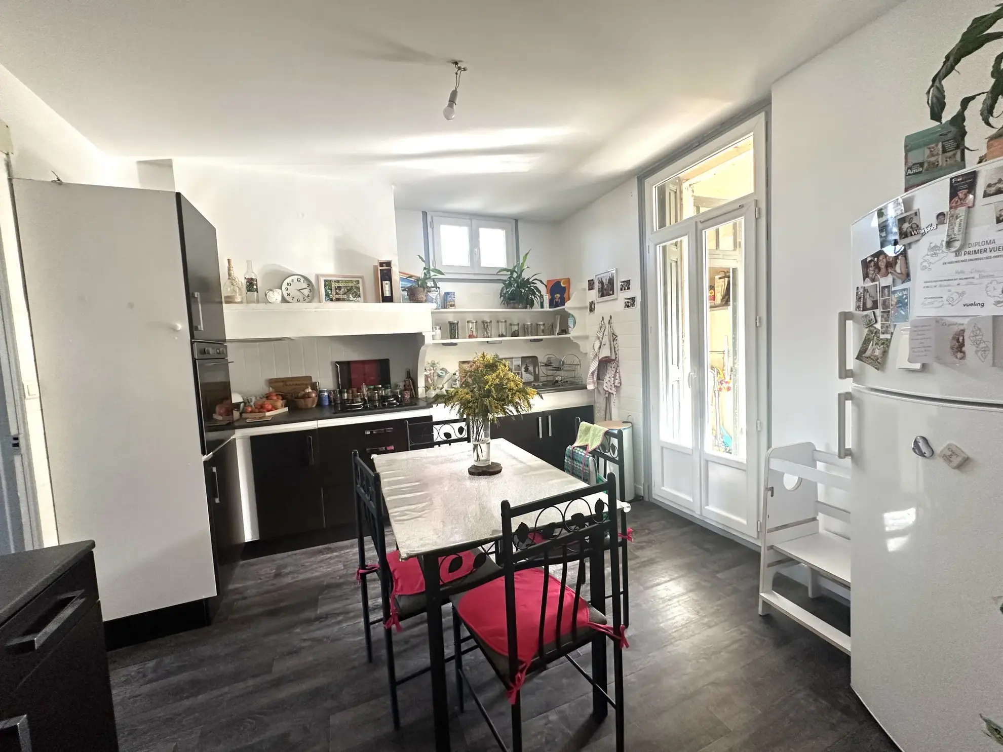 Appartement lumineux 66 m² avec jardin et terrasse à Reynes 