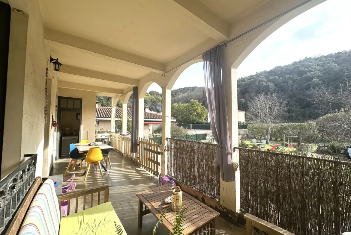 Appartement lumineux 66 m² avec jardin et terrasse à Reynes 