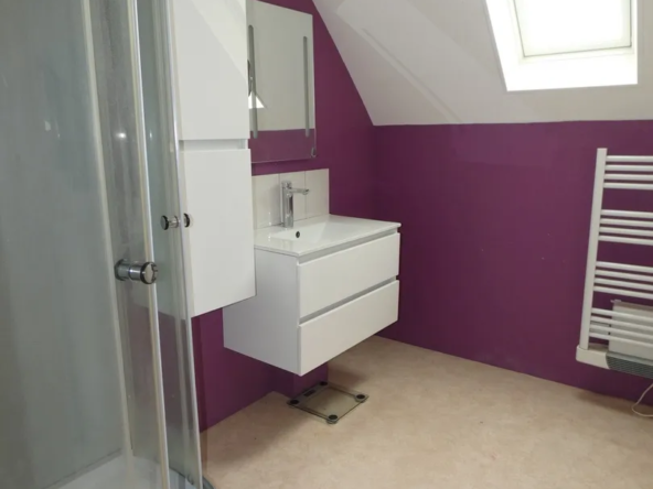 Maison à vendre à Ormoy : 85 m² avec dépendance 