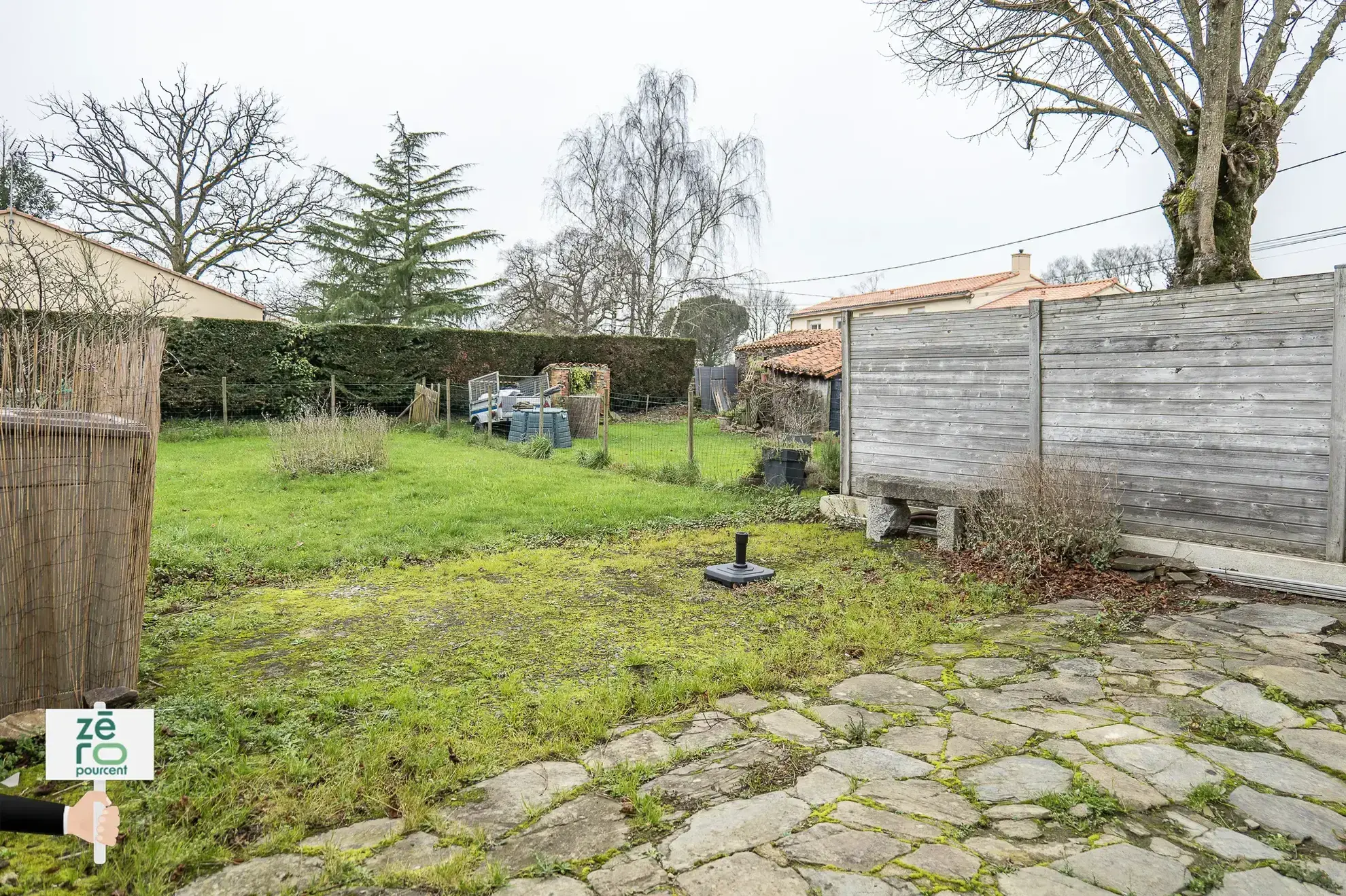 Appartement dans Longère Rénovée avec Jardin à Les Brouzils 