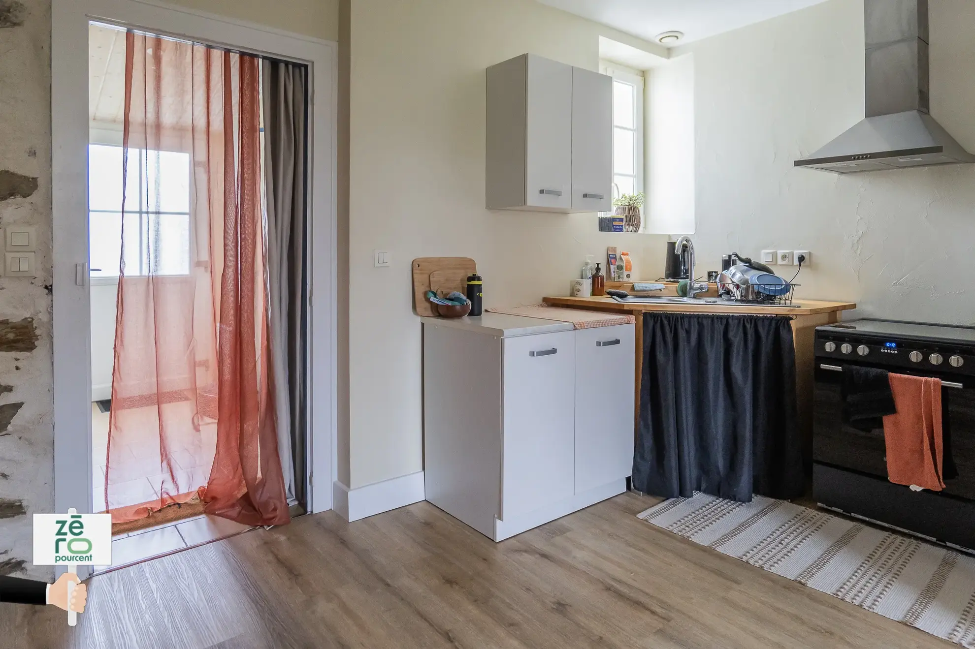 Appartement dans Longère Rénovée avec Jardin à Les Brouzils 