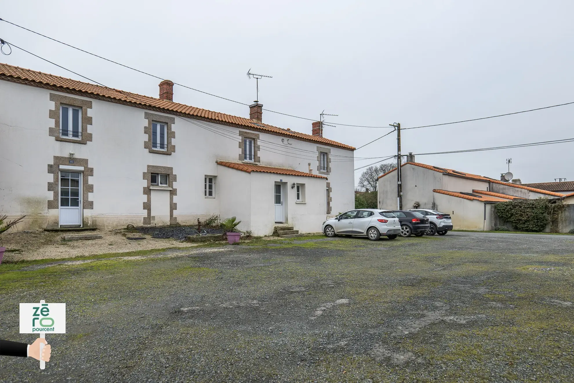 Appartement dans Longère Rénovée avec Jardin à Les Brouzils 