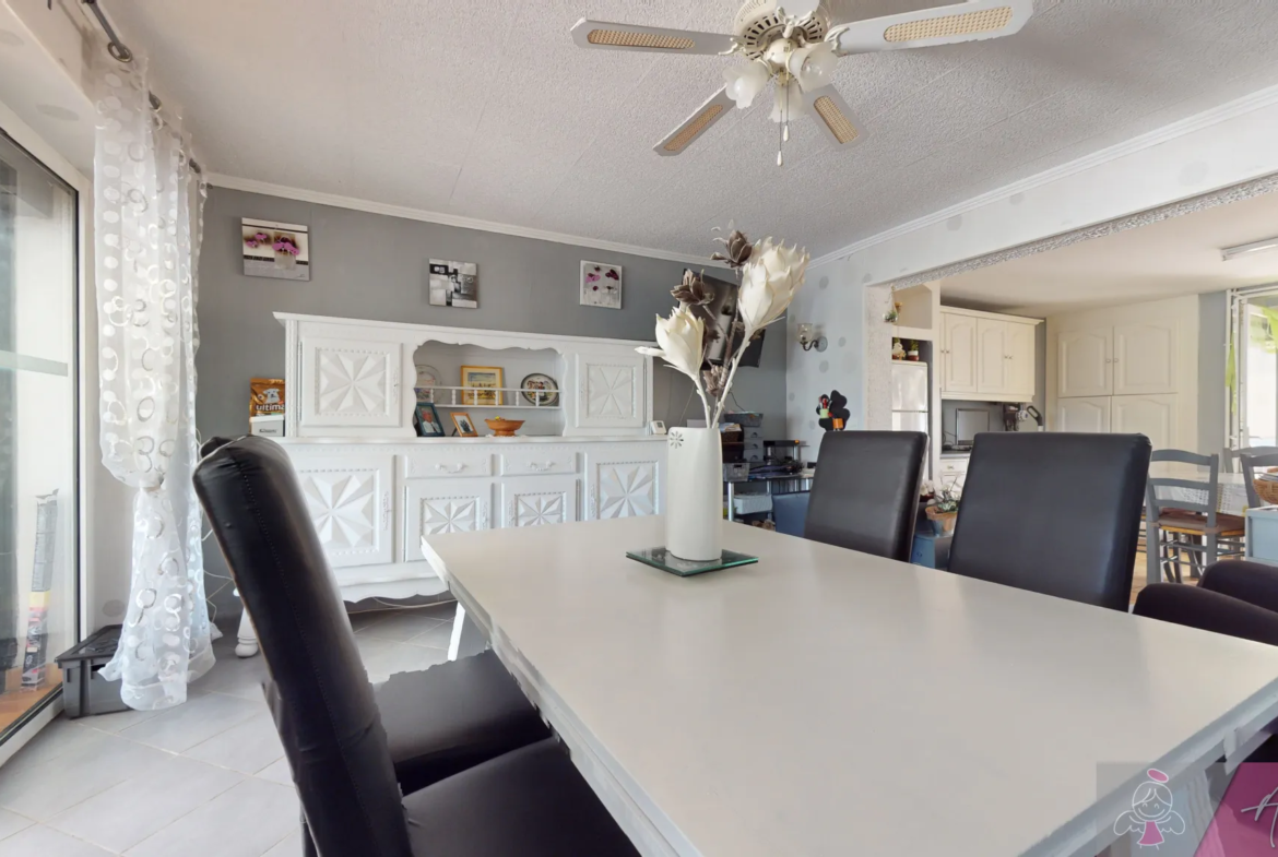Maison mitoyenne à vendre à Mont sous Vaudrey - 162 m², 4 chambres 