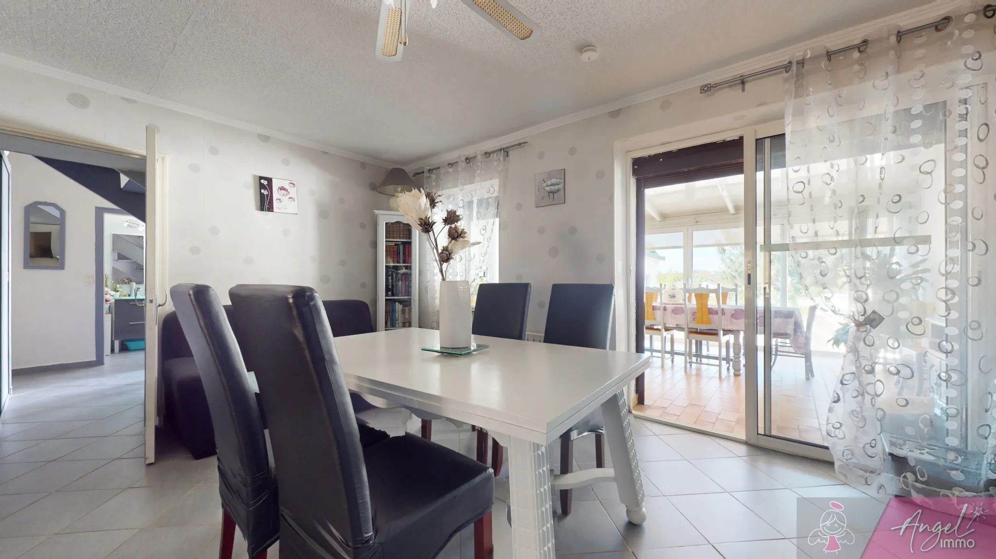 Maison mitoyenne à vendre à Mont sous Vaudrey - 162 m², 4 chambres 