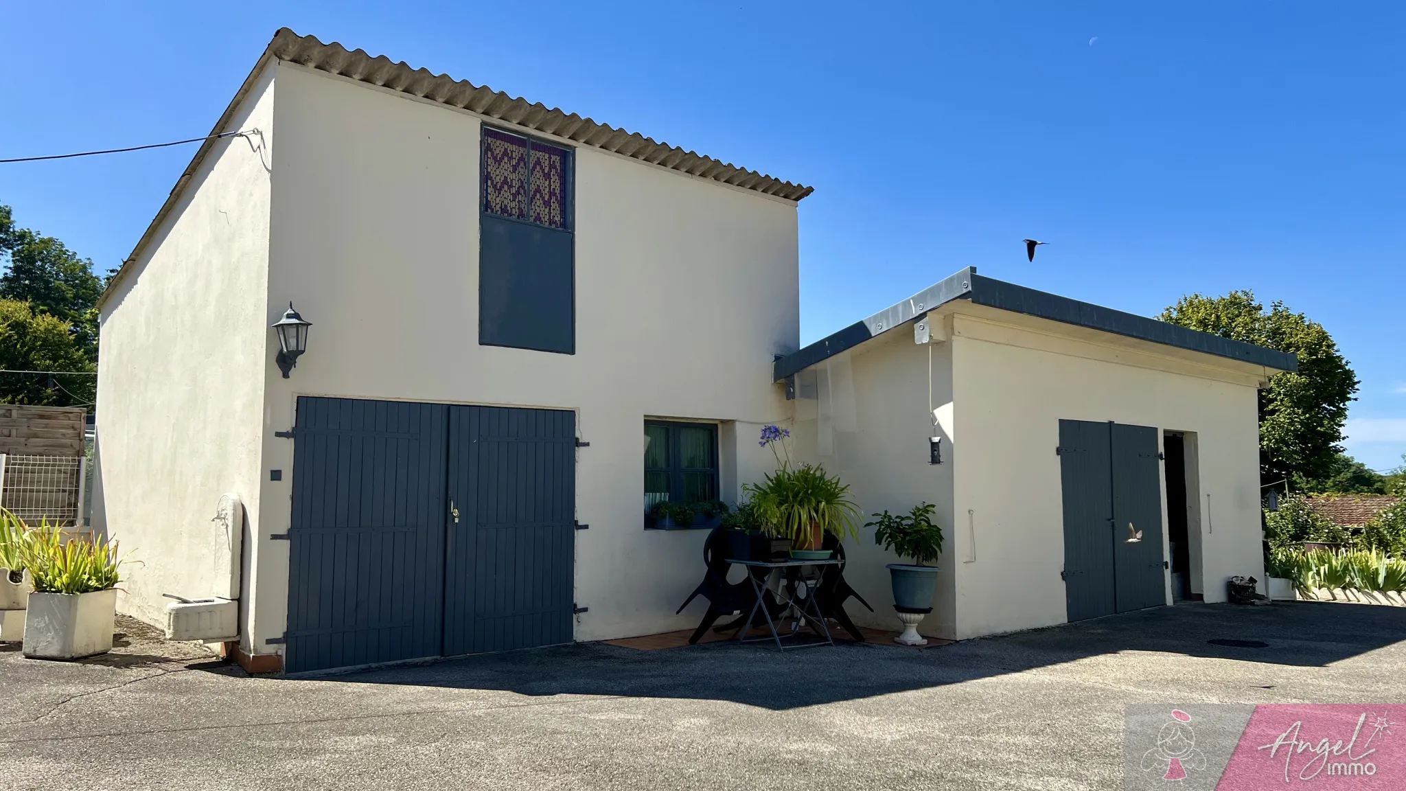 Maison mitoyenne à vendre à Mont sous Vaudrey - 162 m², 4 chambres 