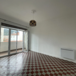 À vendre : Appartement 2 pièces de 42 m² à Toulon dans le quartier du Pont du Las