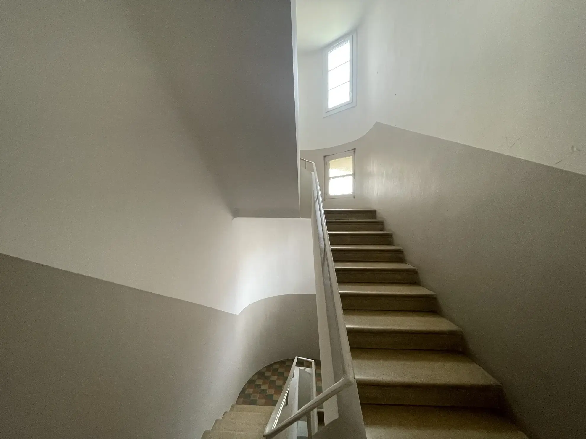 À vendre : Appartement 2 pièces de 42 m² à Toulon dans le quartier du Pont du Las 